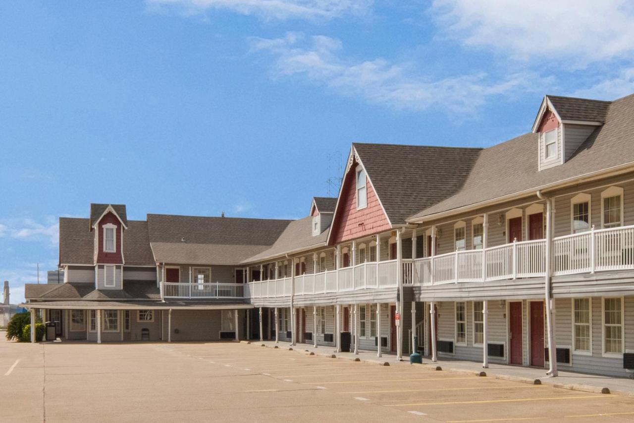 Rodeway Inn Waco Exterior photo